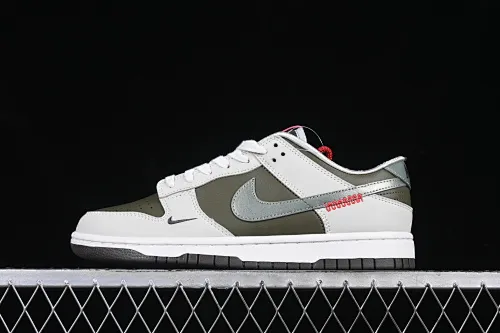 All Categories Nk SB Dunk Series Nk SB Dunk Low Low-top sneakers Nk SB Dunk Low "Year Of Snake" Year of the Snake limited low-top casual sneakers HV5980-231